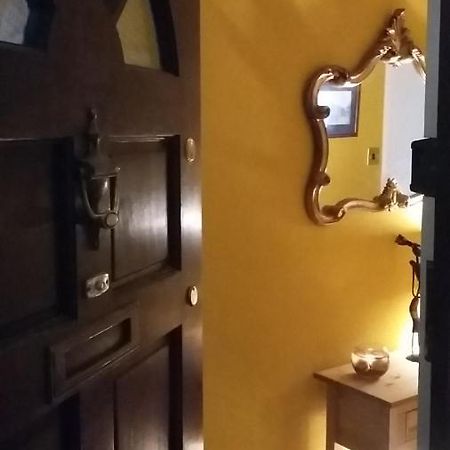 Edinburgh Two Bedroom Apartment With Free Side Street Parking 24 Hours エクステリア 写真