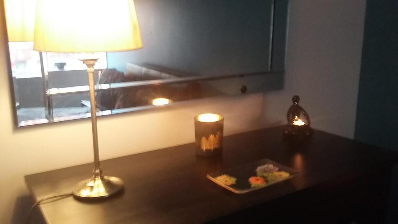 Edinburgh Two Bedroom Apartment With Free Side Street Parking 24 Hours エクステリア 写真